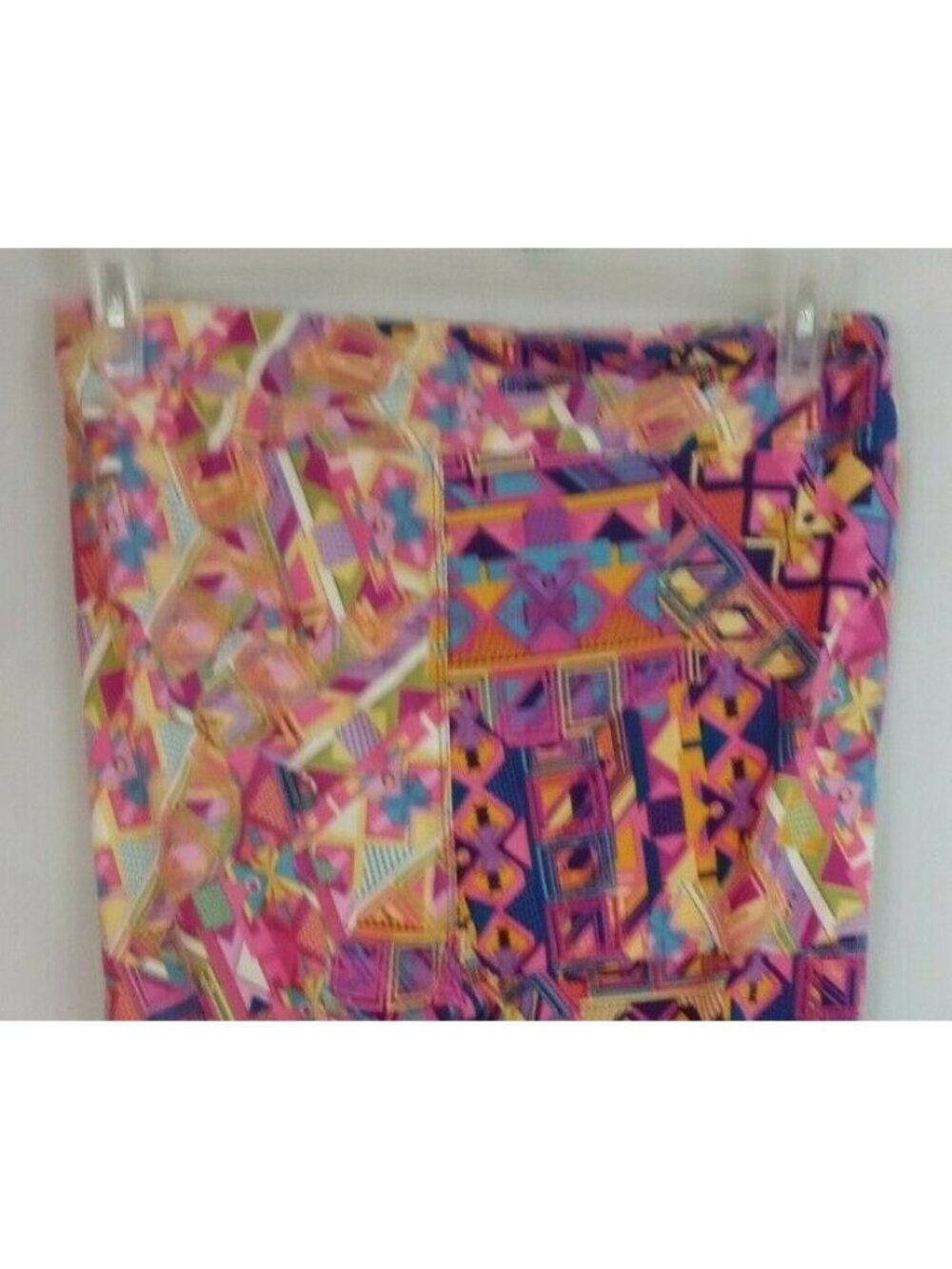 New LuLaRoe Tall & Curvy Leggings Multi-Color Pastel With Abstract Mosaic Design